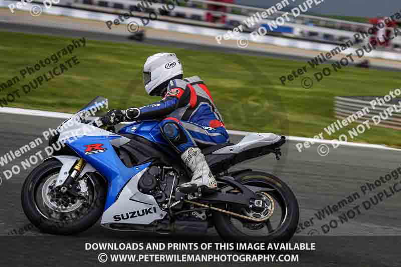 cadwell no limits trackday;cadwell park;cadwell park photographs;cadwell trackday photographs;enduro digital images;event digital images;eventdigitalimages;navarra;no limits trackdays;peter wileman photography;racing digital images;trackday digital images;trackday photos